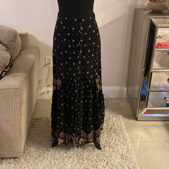 Farm Rio Elegant Black Patterned Maxi Skirt size XS - Picture 2 of 9